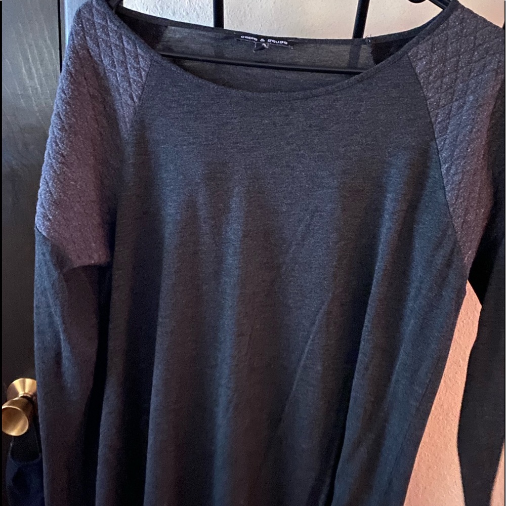 Cable & Gauge Size Large Long Sleeve Grey Top